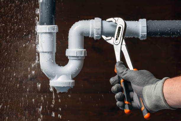 Professional Sewer Line Repair technician working in Indianola, WA